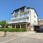 Mit Balkon- 150 M Vom Entfernt By Interhome * Novi Vinodolski