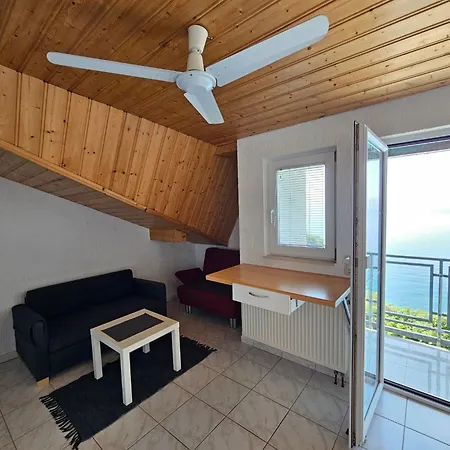 Apartamento Mit Balkon- 150 M Vom Entfernt By Interhome