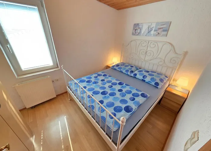 Mit Balkon- 150 M Vom Entfernt By Interhome Lägenhet Novi Vinodolski