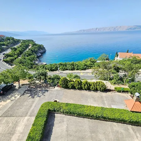 Lägenhet Mit Balkon- 150 M Vom Entfernt By Interhome Novi Vinodolski