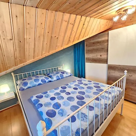 Mit Balkon- 150 M Vom Entfernt By Interhome Apartment *