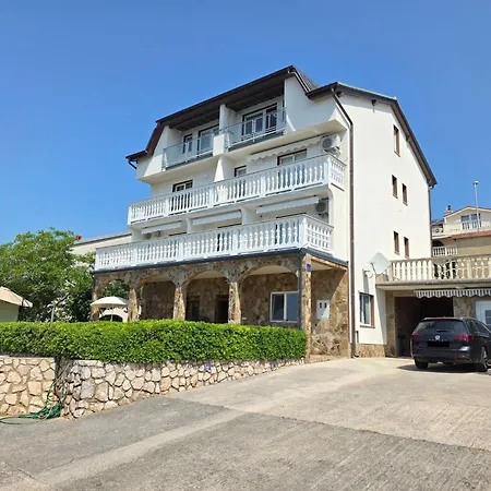 Mit Balkon- 150 M Vom Entfernt By Interhome * Novi Vinodolski
