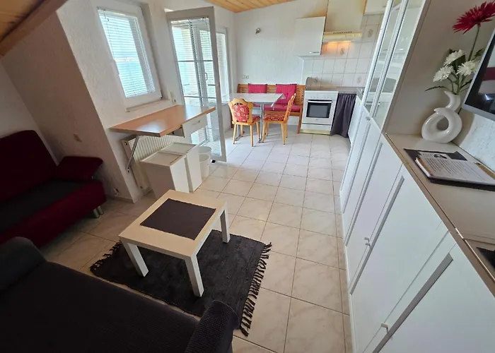 Lägenhet Mit Balkon- 150 M Vom Entfernt By Interhome *
